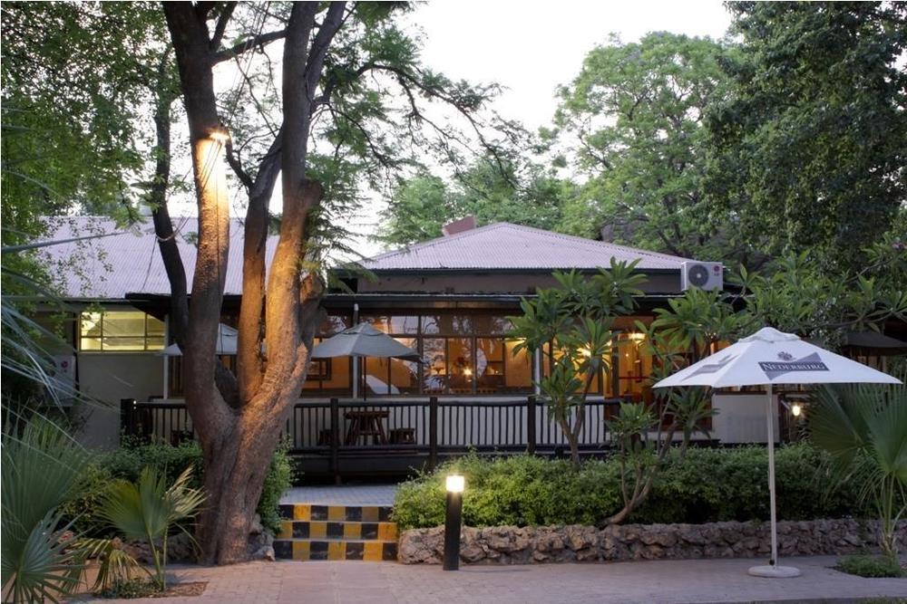 Cresta Riley'S Hotel Maun Restoran gambar